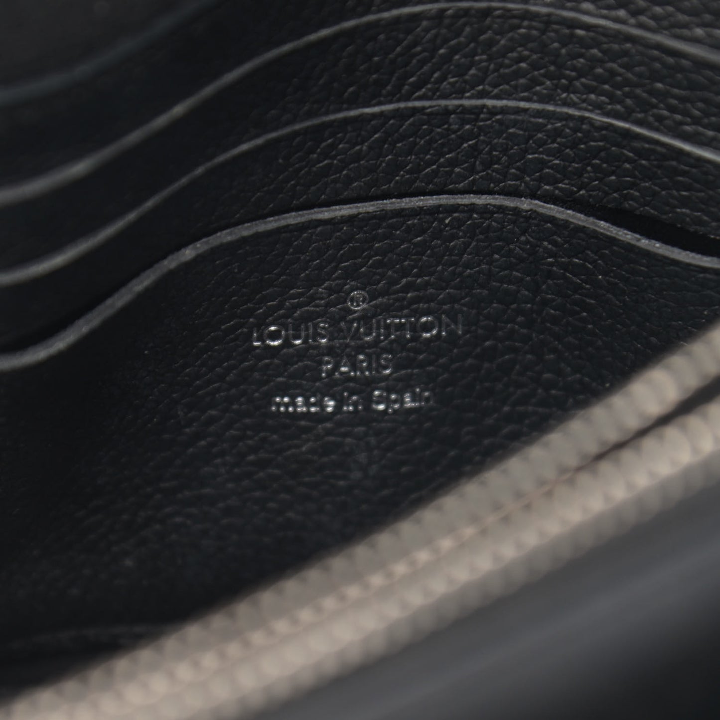 Soft Calfskin My Lockme Chain Pochette Black