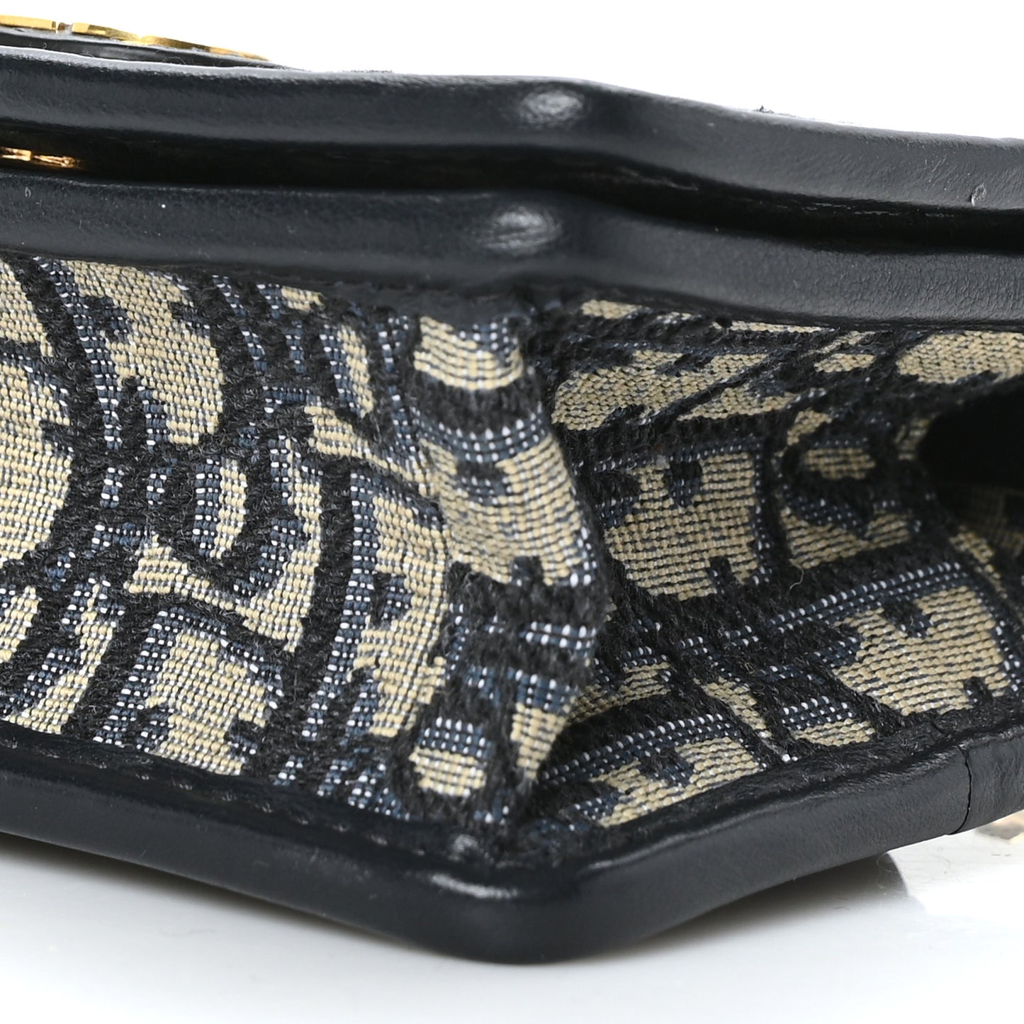 Oblique Nano 30 Montaigne Pouch Blue