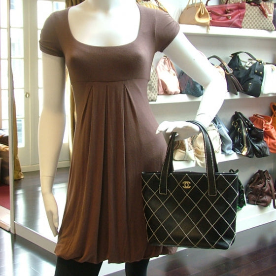 Chanel Leathter Quilted Surpique Tote Black 2 of 10