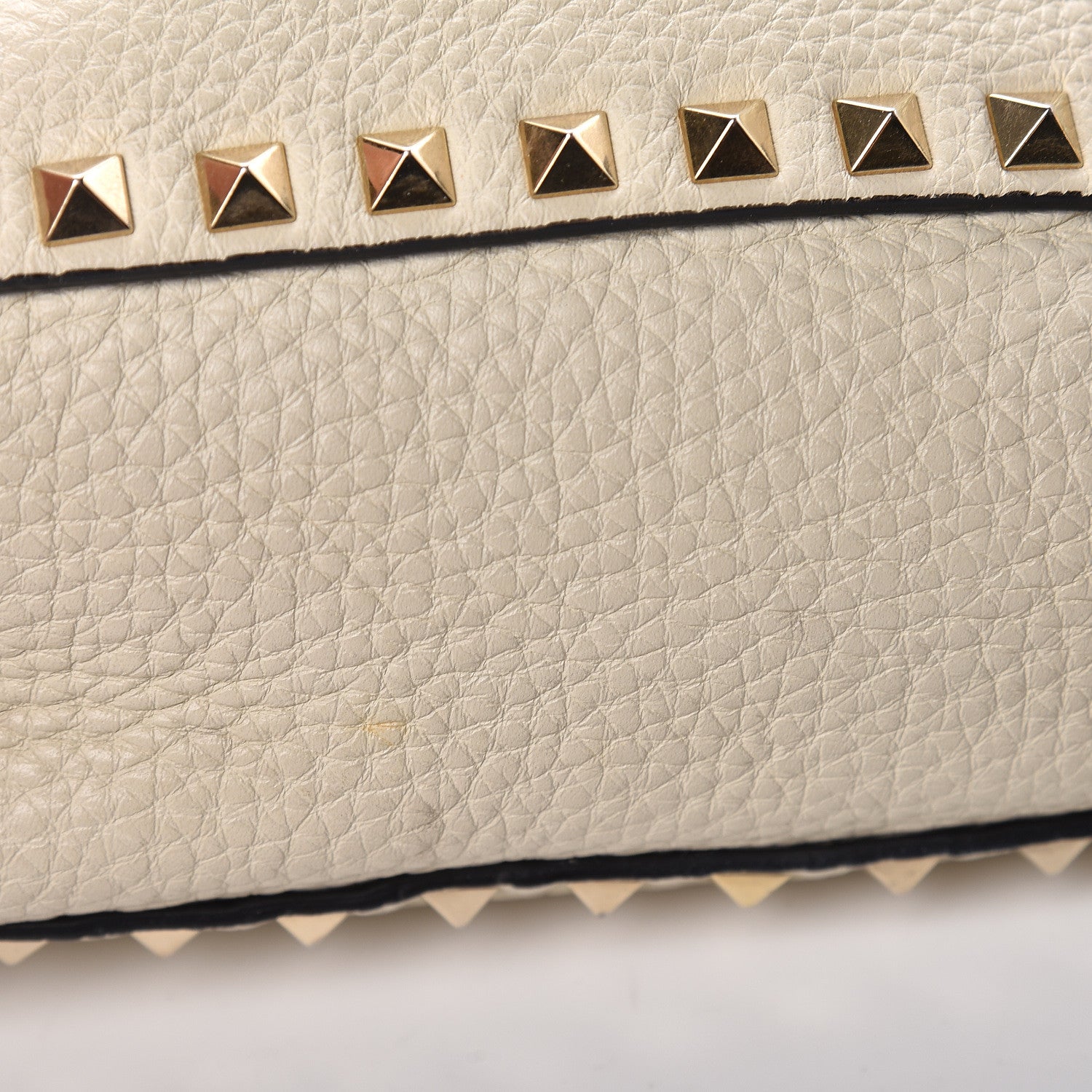 Valentino Garavani Pebbled Calfskin Large Rockstud Flip-Lock Messenger Bag Light Ivory 9 of 12