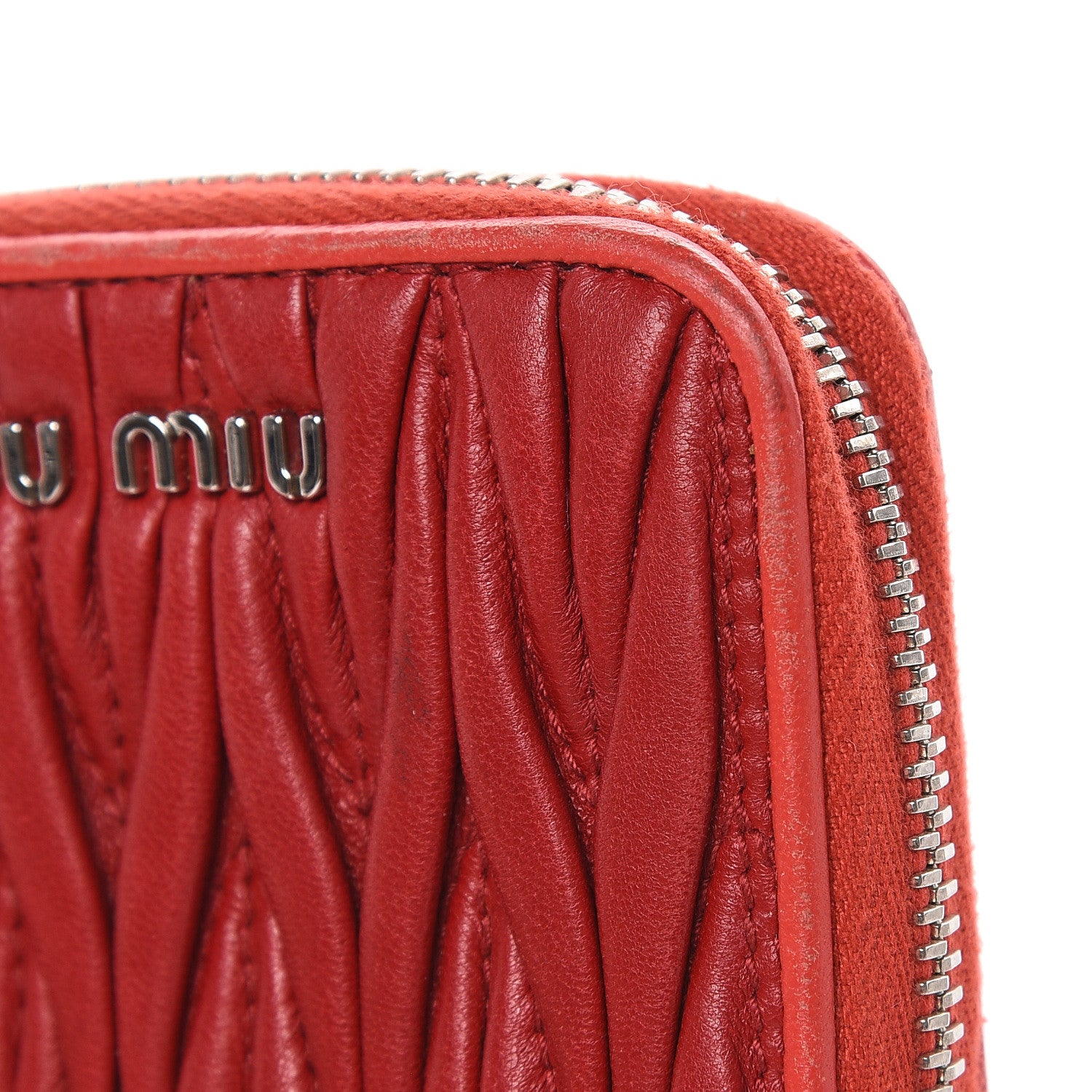 Miu Miu Nappa Matelasse Zip Around Compact Wallet Fuoco 9 of 14