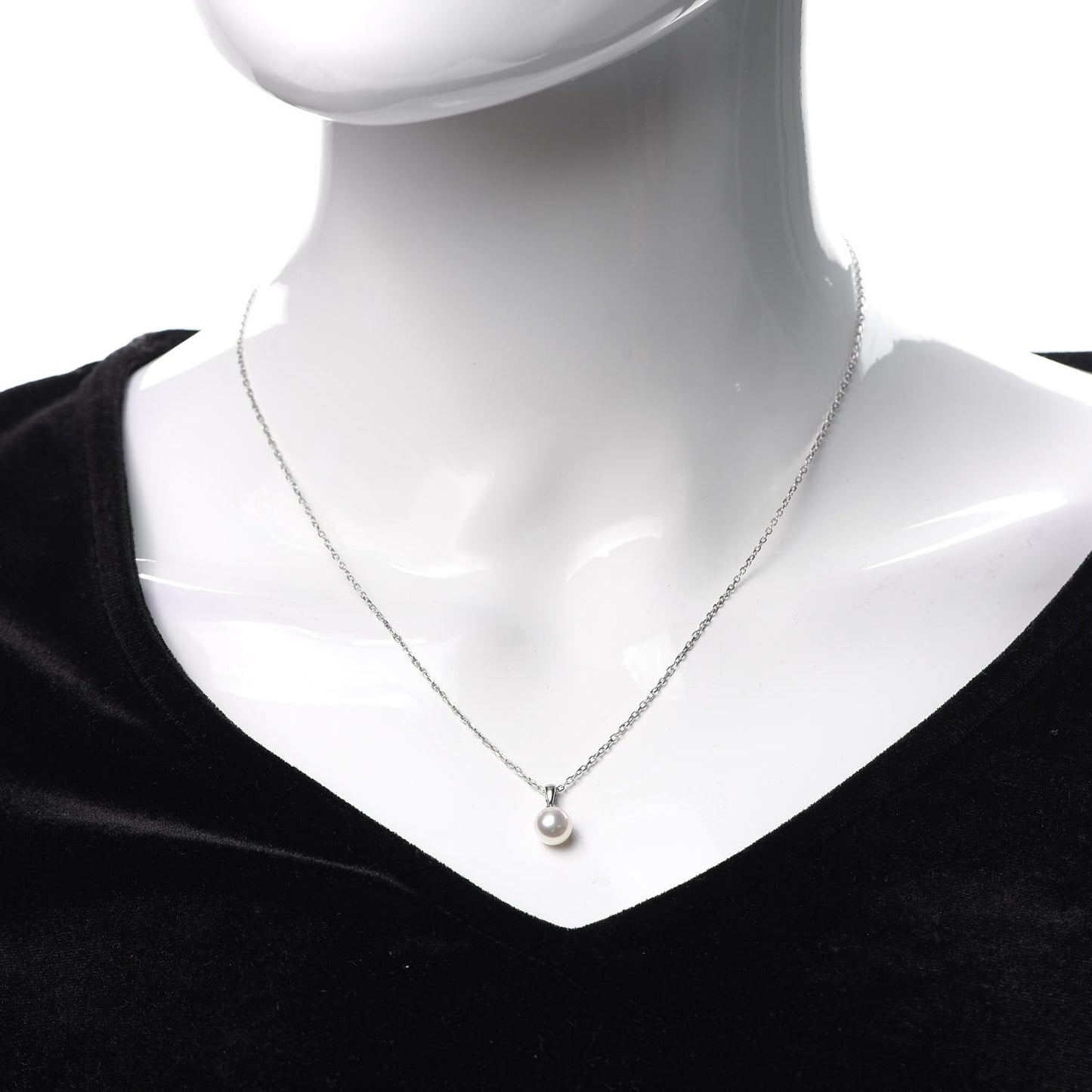 18K White Gold Akoya Pearl 8mm Pendant Necklace