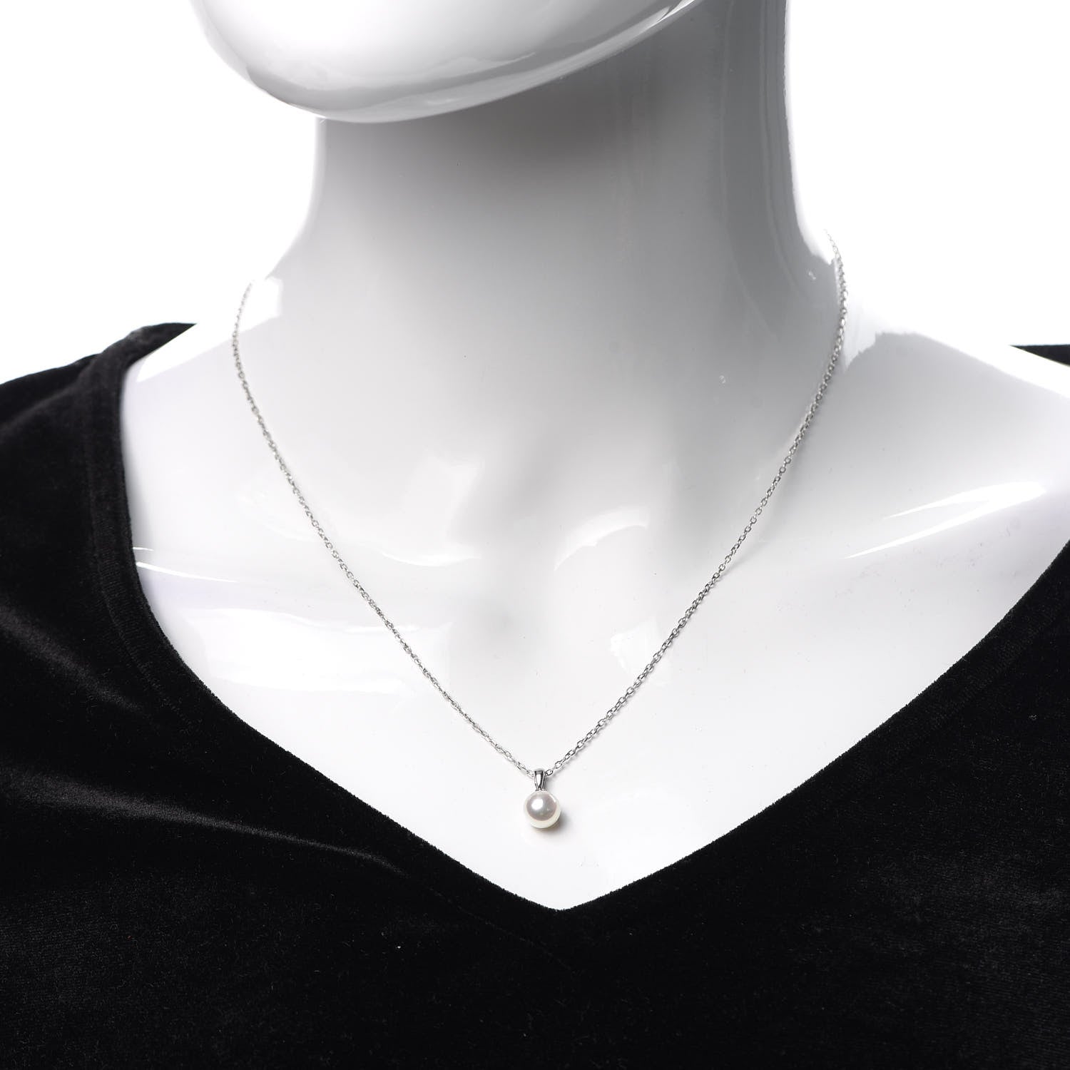 Mikimoto 18K White Gold Akoya Pearl 8mm Pendant Necklace 2 of 5