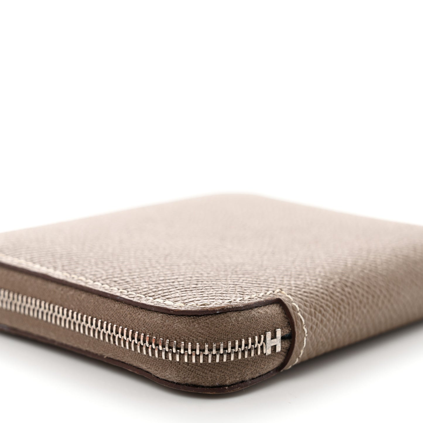 Epsom Silk'in Compact Wallet Etoupe