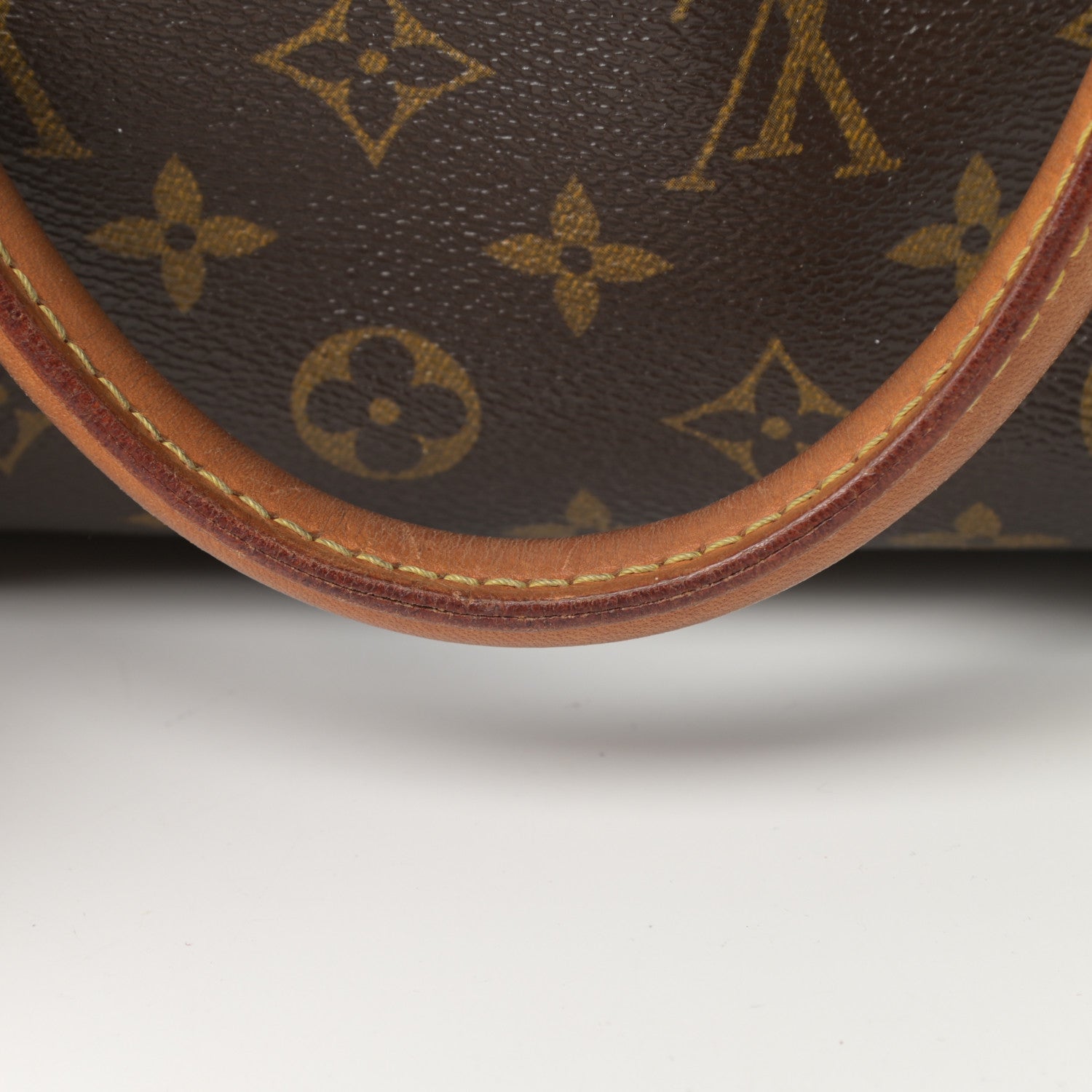 Louis Vuitton Monogram Tivoli GM 15 of 17