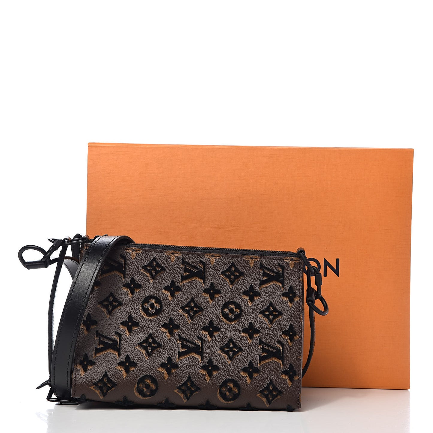 Monogram Tuffetage Triangle Messenger Black