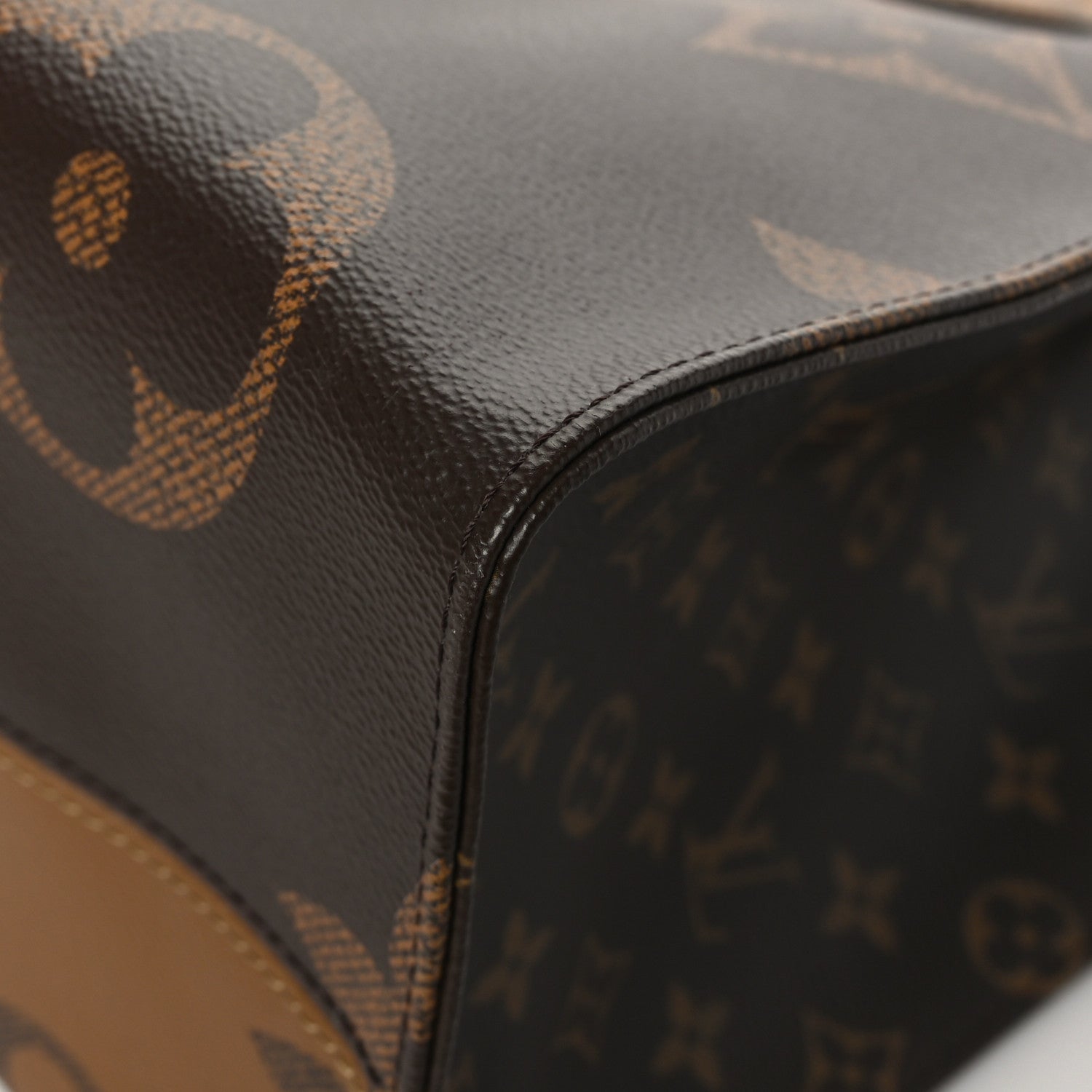 Louis Vuitton Reverse Monogram Giant Onthego GM 8 of 10