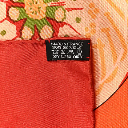 Hermes Silk Sulfure et Presse Papiers II Scarf 90 2 of 8