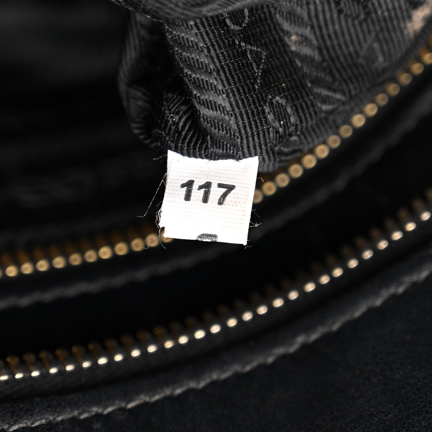 Prada Saffiano City Calfskin Small Esplanade Tote Black 8 of 27