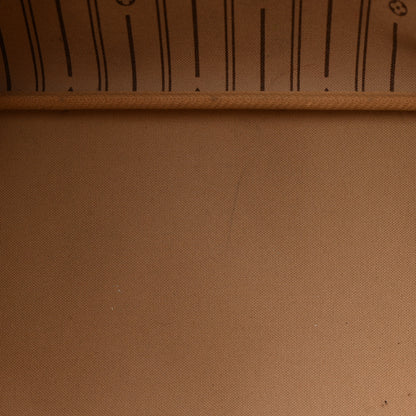 Louis Vuitton Monogram Neverfull MM 4 of 10