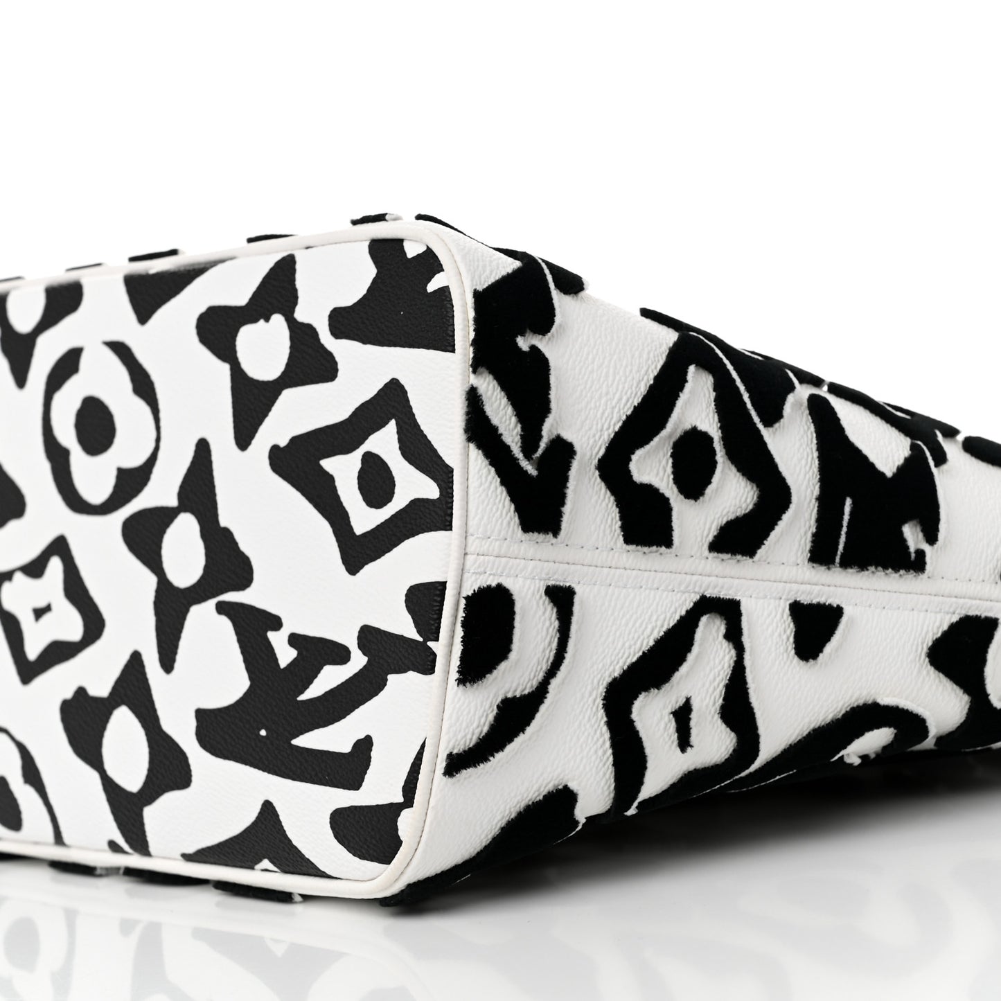 X UF Tufted Monogram Neverfull MM Black White