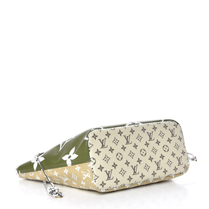 Louis Vuitton Monogram Giant Neverfull MM Kaki 5 of 17