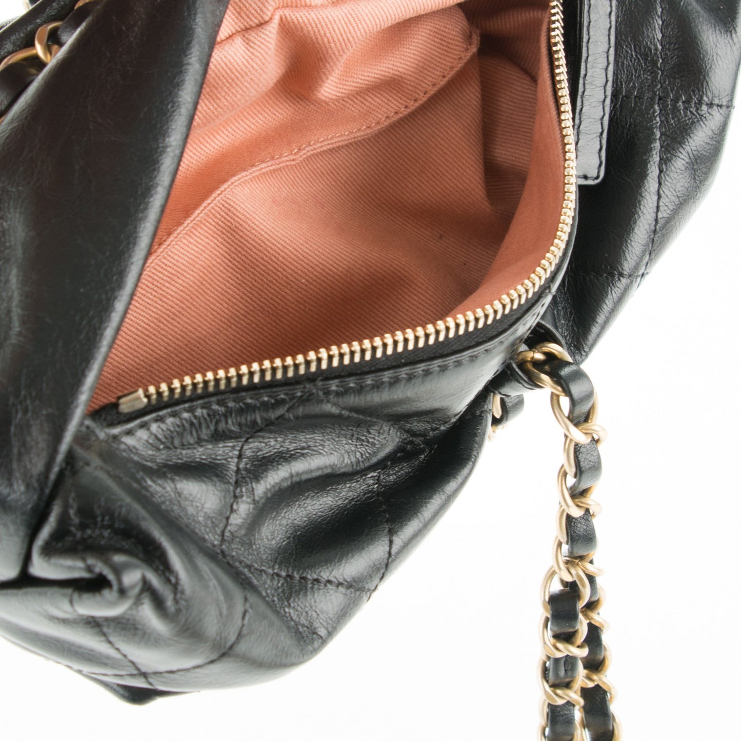 Calfskin Quilted Baluchon Black