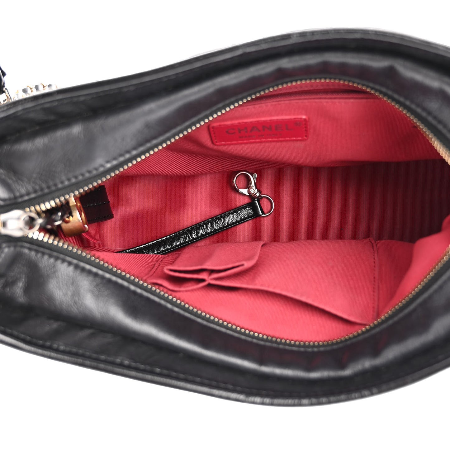 Aged Calfskin Quilted New Medium Gabrielle Hobo Black