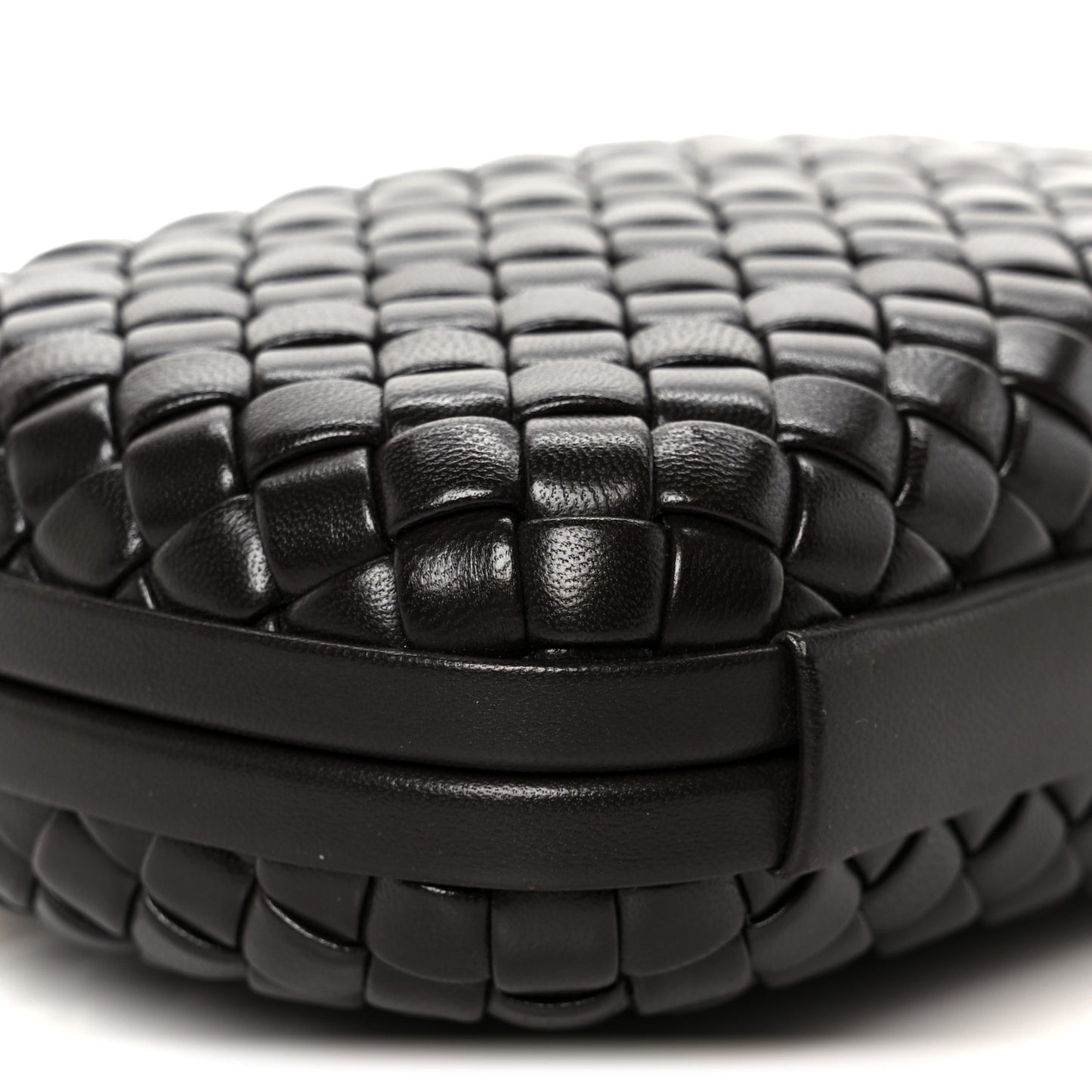 Padded Nappa Intrecciato Knot Chain Ebene