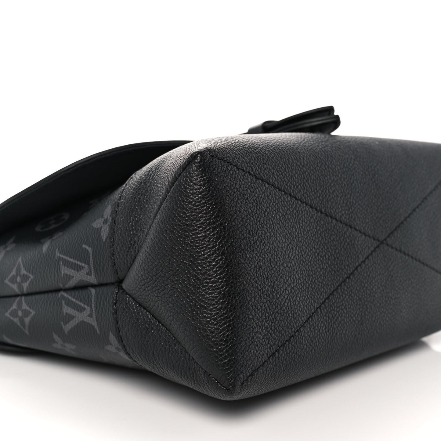 Monogram Eclipse Saumur Messenger NV Black