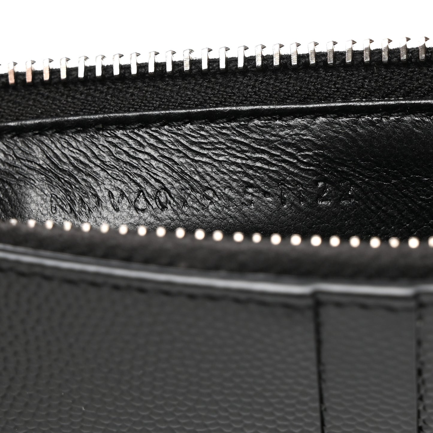 Grain De Poudre Matelasse Chevron Monogram Fragments Zippered Card Case Black
