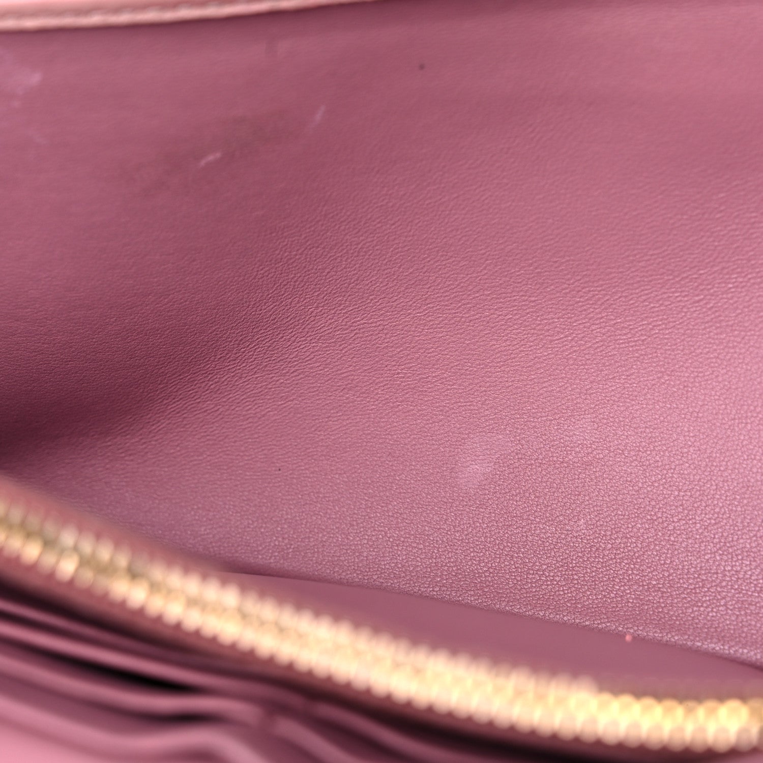 Miu Miu Nappa Matelasse Bicolor Wallet On Chain Loto Orchide 13 of 20