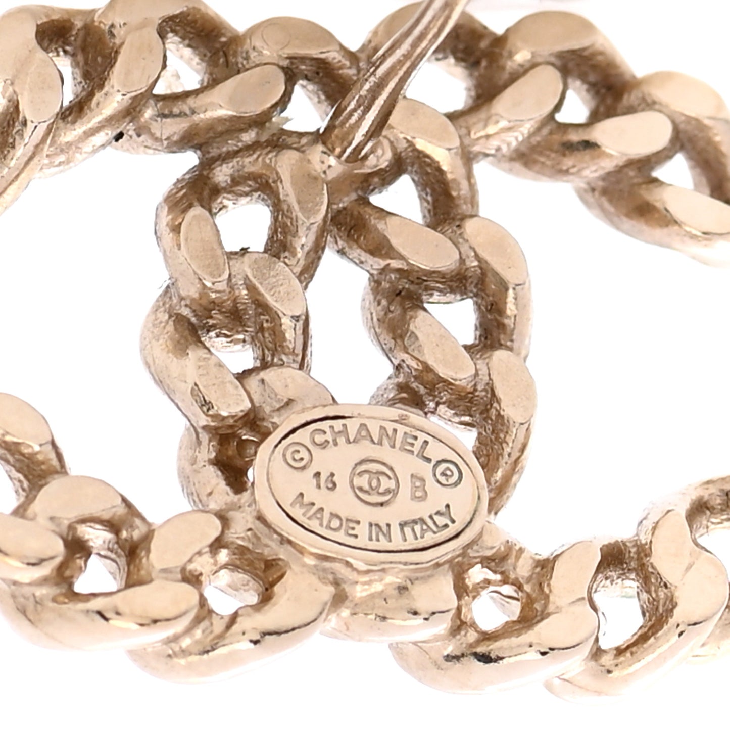 Metal Chain Link CC Earrings Gold