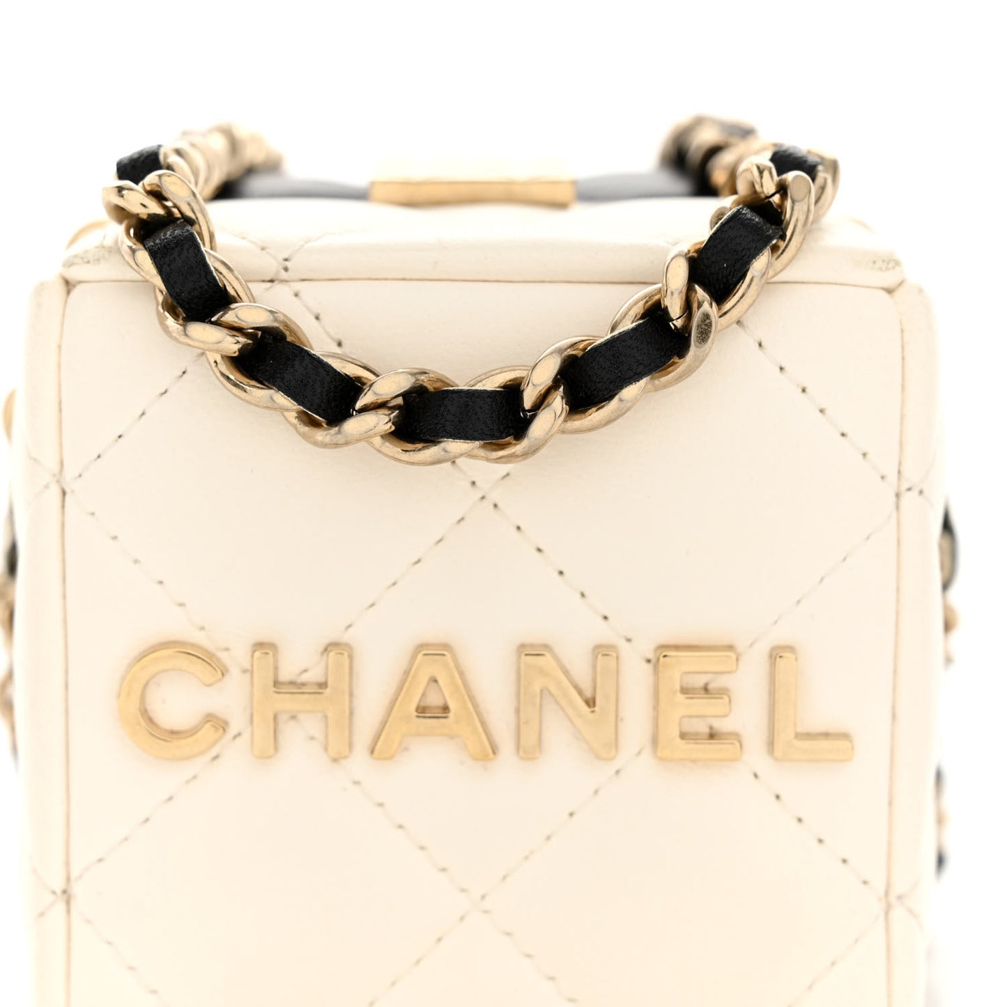 Lambskin Quilted Clutch With Chain Black White