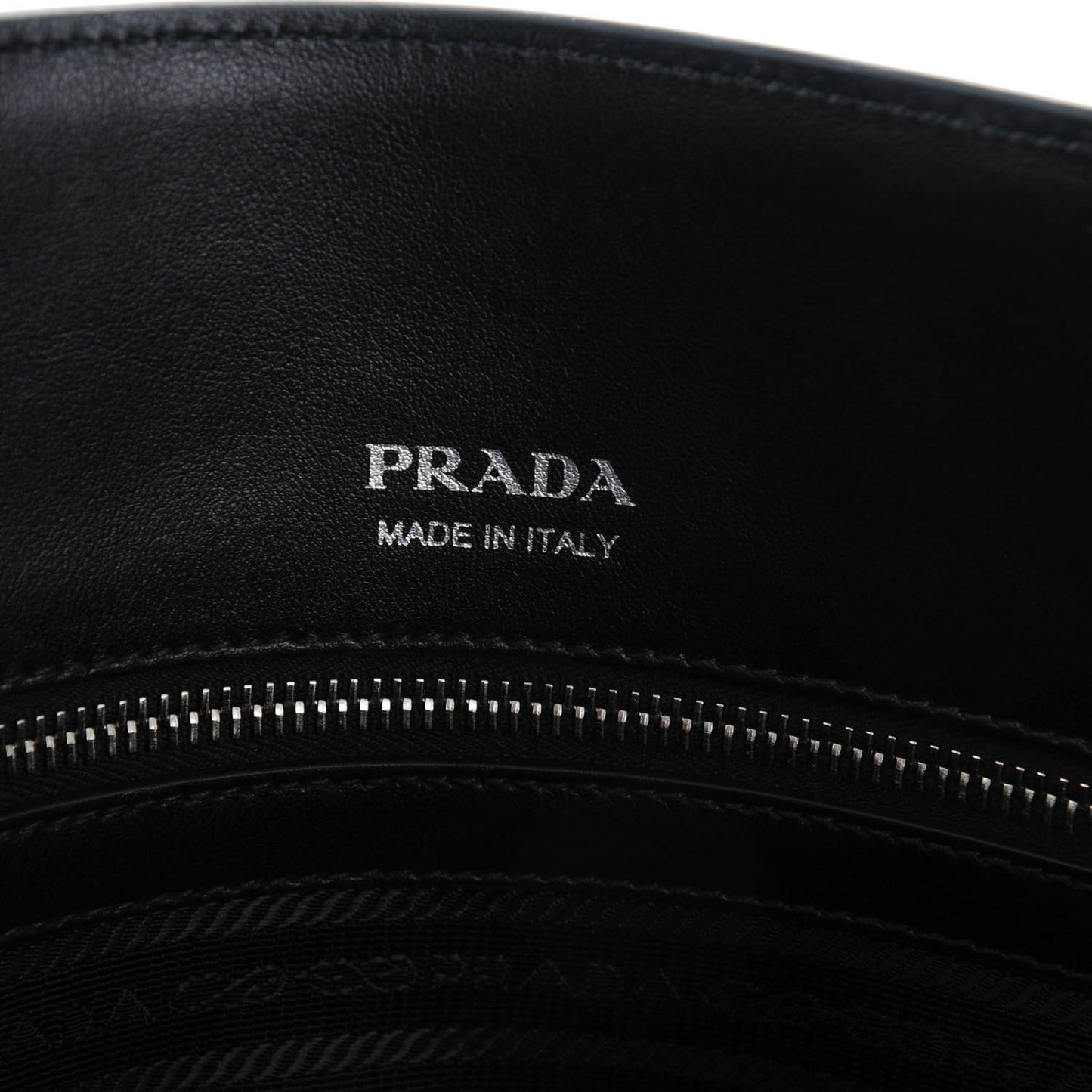 City Calf Tote With Studded Strap Nero Black