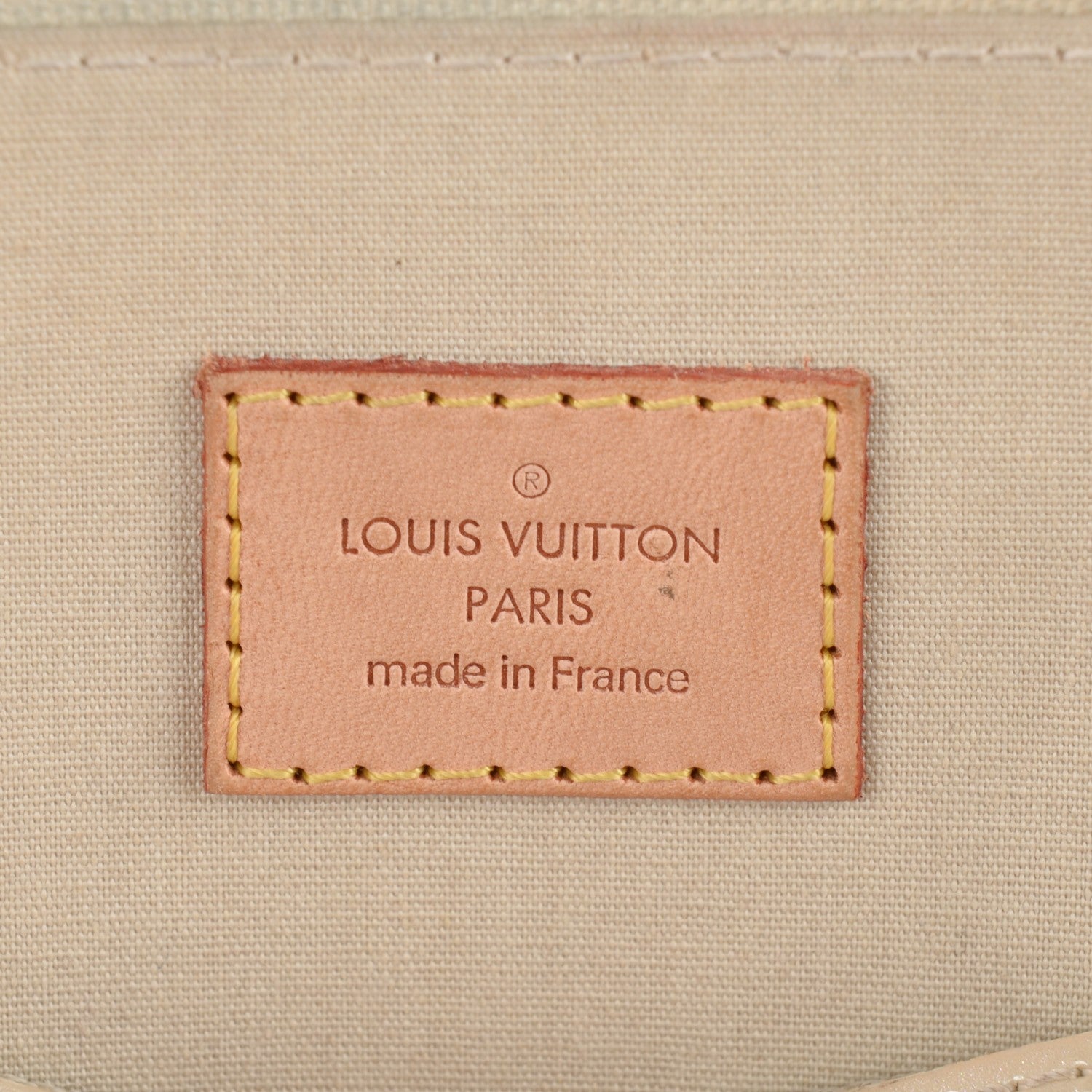 Louis Vuitton Vernis Alma PM Blanc Corail 5 of 7