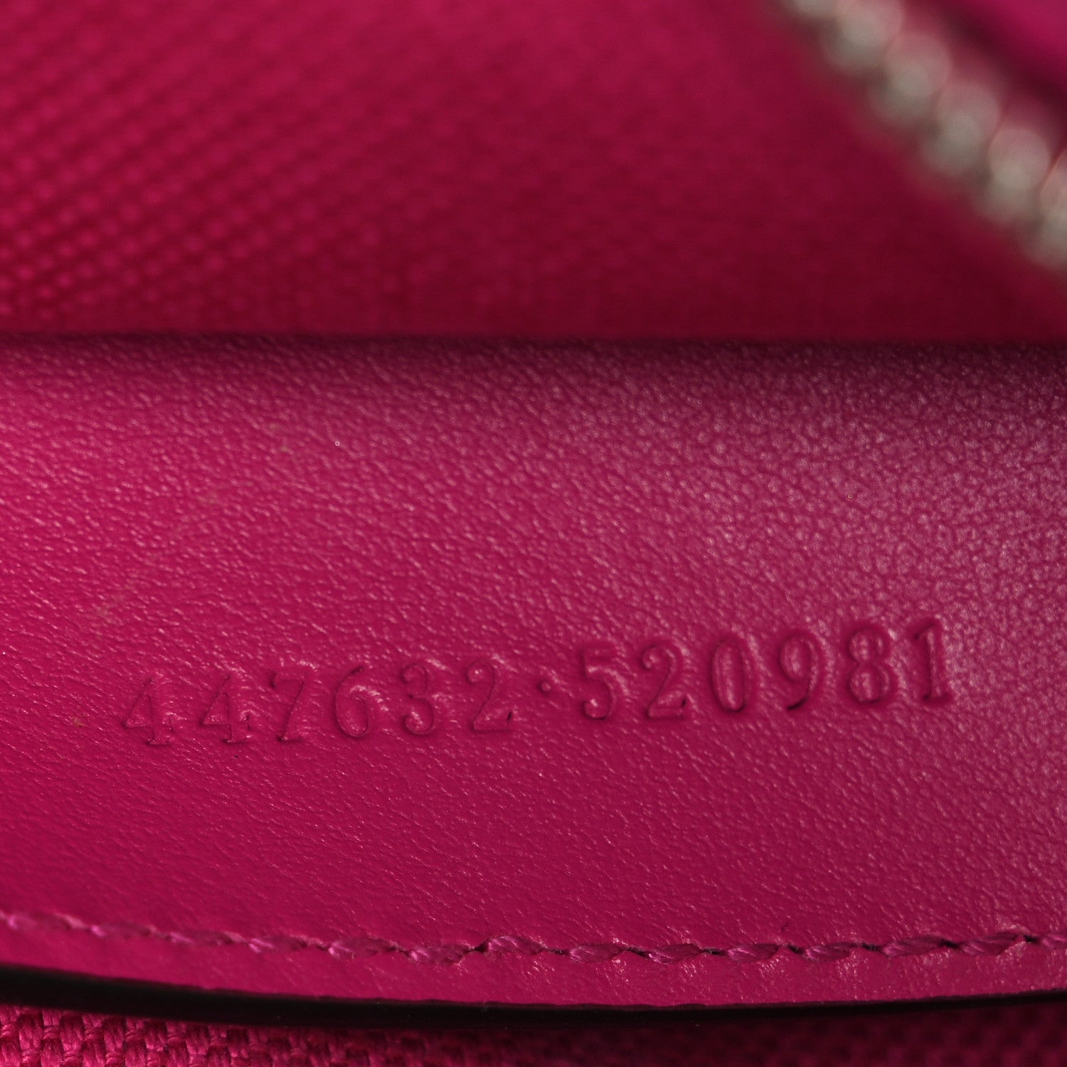 Gucci Calfskin Matelasse Monochrome Small GG Marmont Chain Shoulder Bag Classic Fuxia 7 of 10