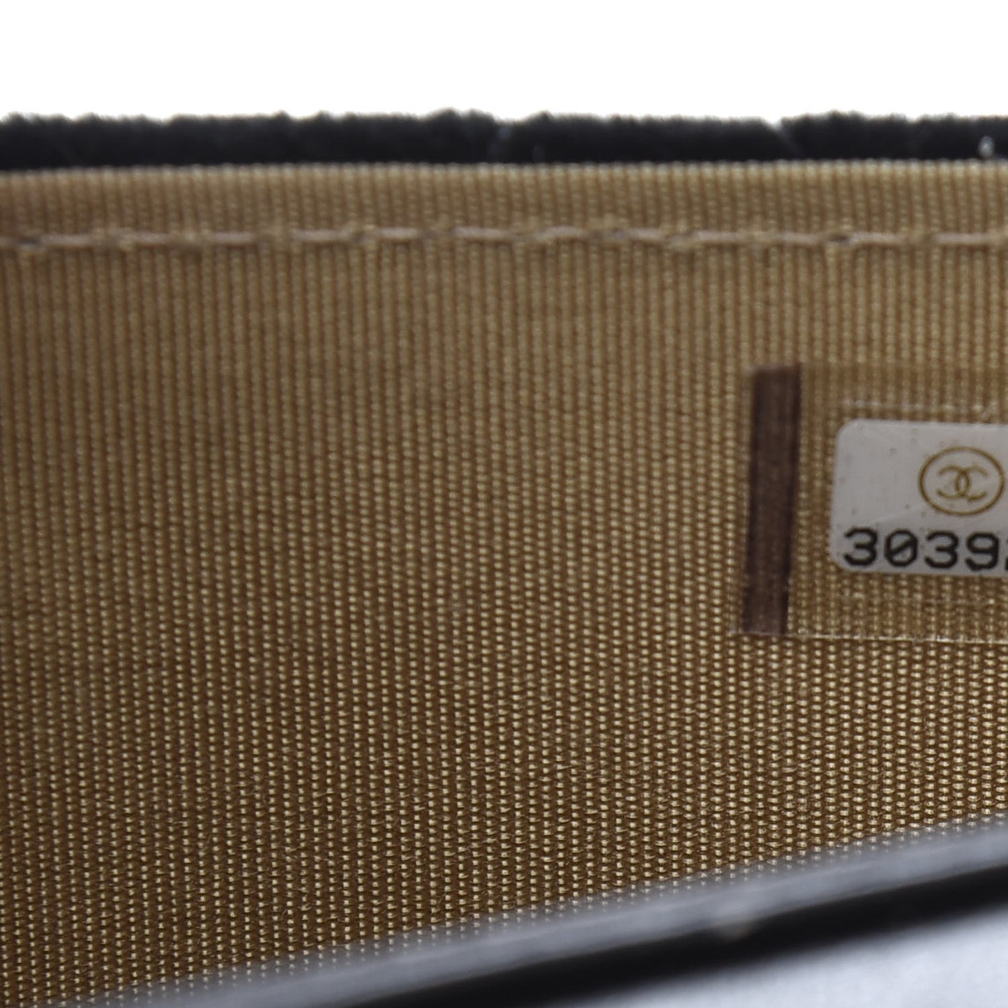 Velvet Quilted Pearl Crush Clutch With Chain Black