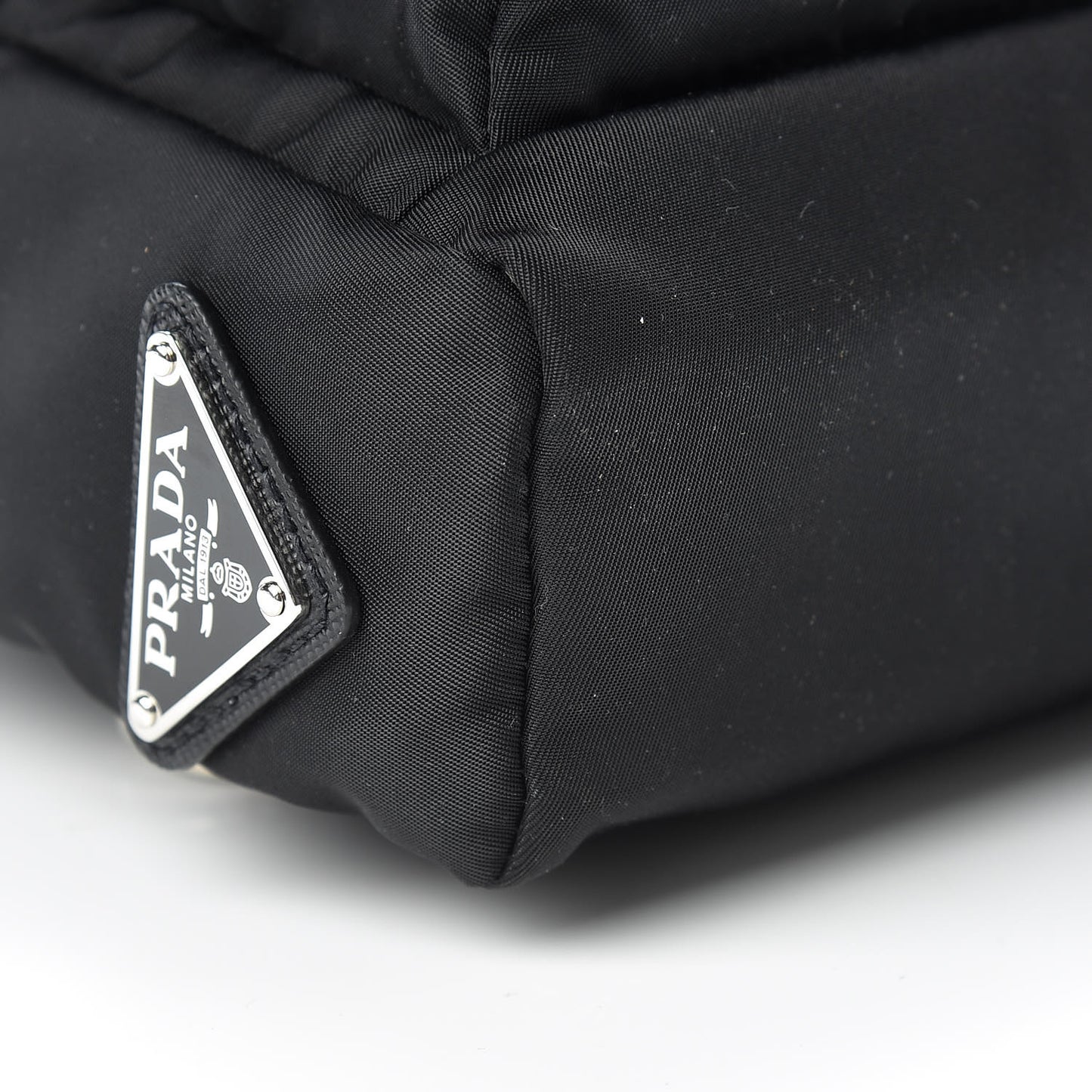 Tessuto Nylon Montagna Sling Backpack Black
