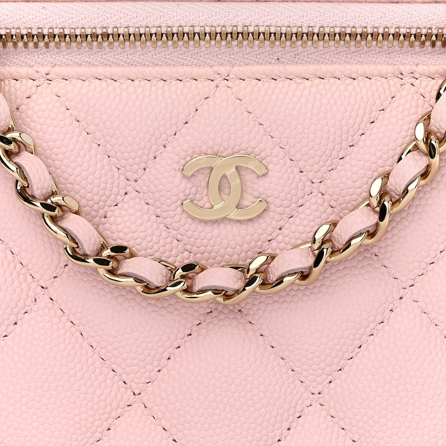 Caviar Quilted Small Vanity Case With Chain Light Pink
