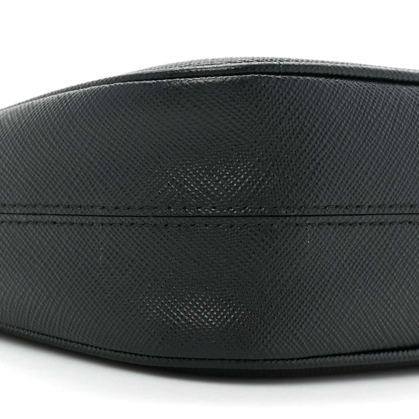 Saffiano Lux Re-Edition 2005 Shoulder Bag Black