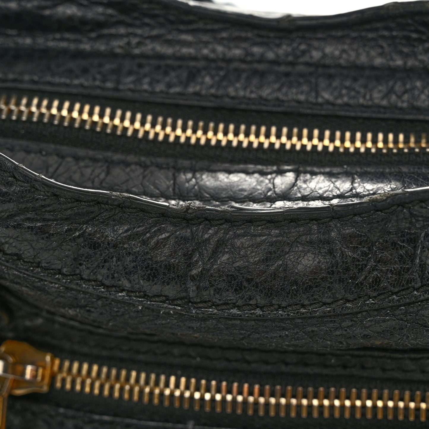 Agneau Giant 12 Gold Hardware Mini City Black