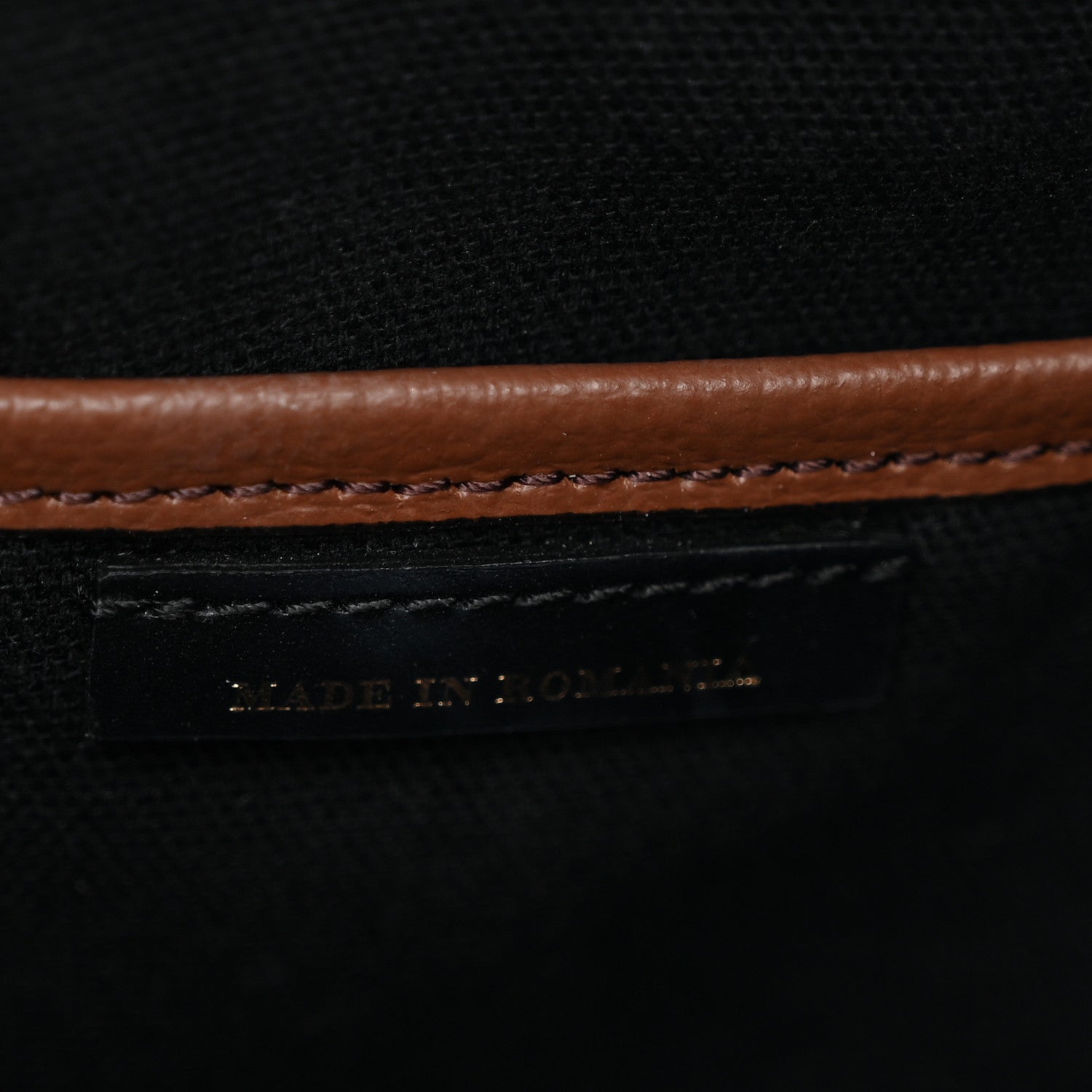 Burberry Grainy Calfskin House Check Medium Banner Tote Tan 6 of 12