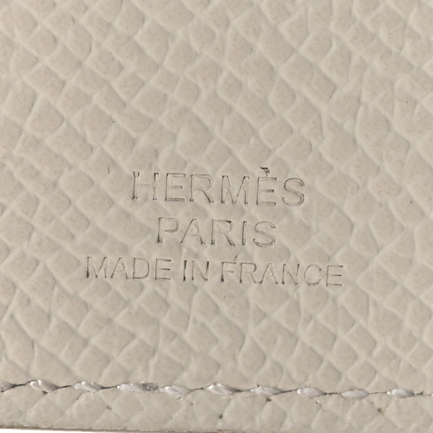 Epsom Tarmac PM Passport Holder Craie