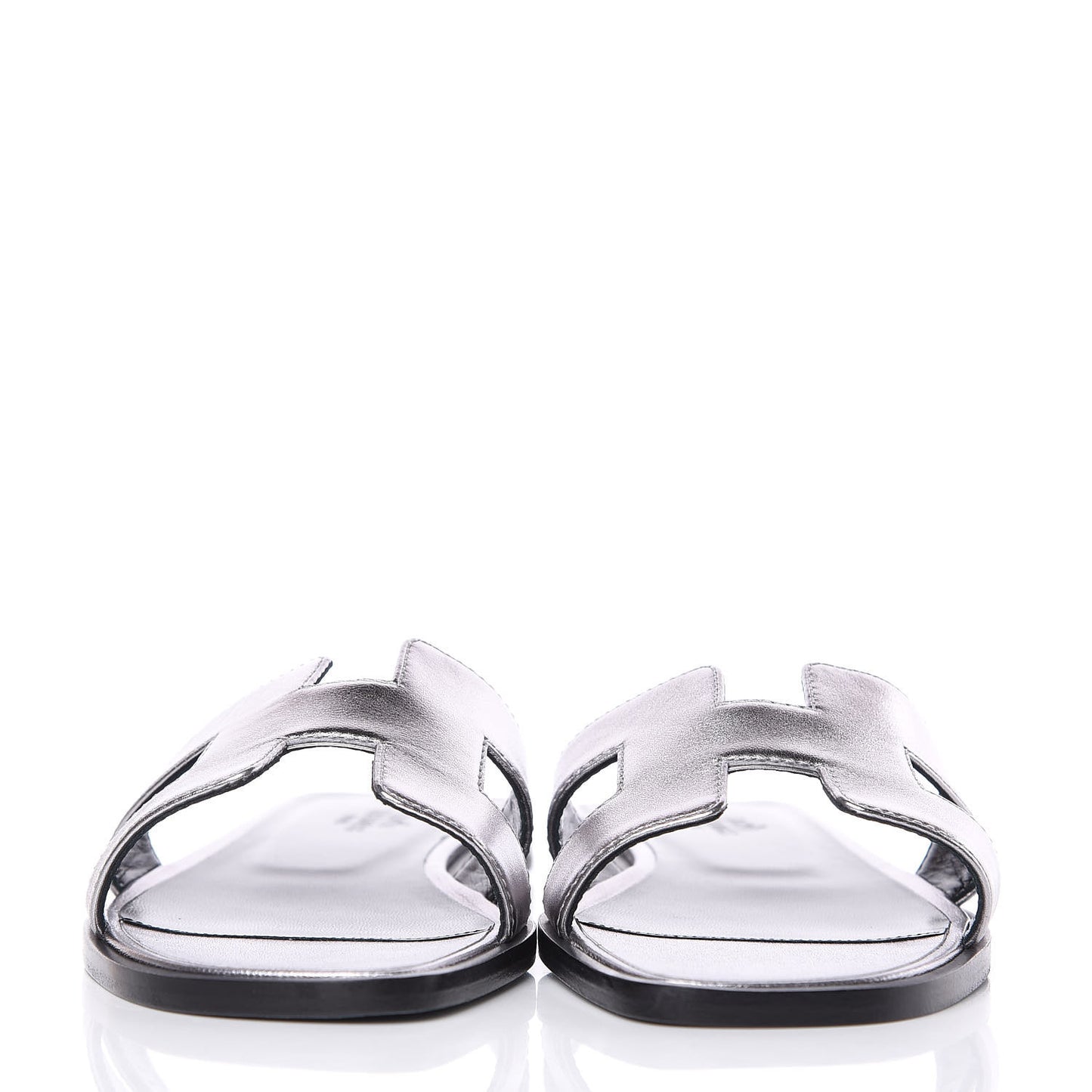 Metallic Nappa Calfskin Oran Sandals 36 Argent