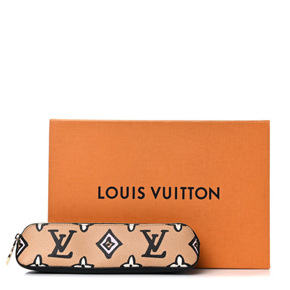 Louis Vuitton Monogram Giant Wild At Heart Elizabeth Pencil Pouch Arizona 11 of 11