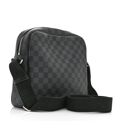 Louis Vuitton Damier Graphite Dayton Reporter PM 3 of 10