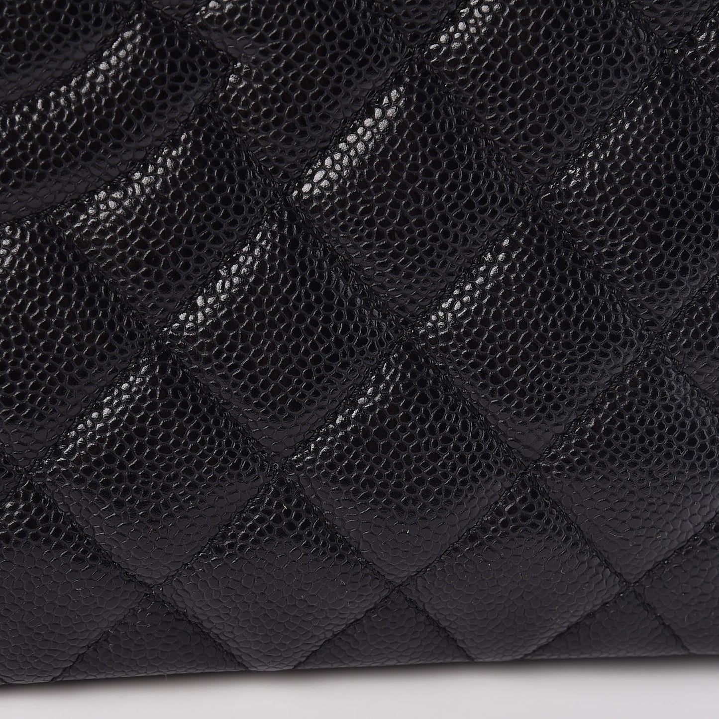 Caviar Quilted XL Grand Shopping Tote GST Black