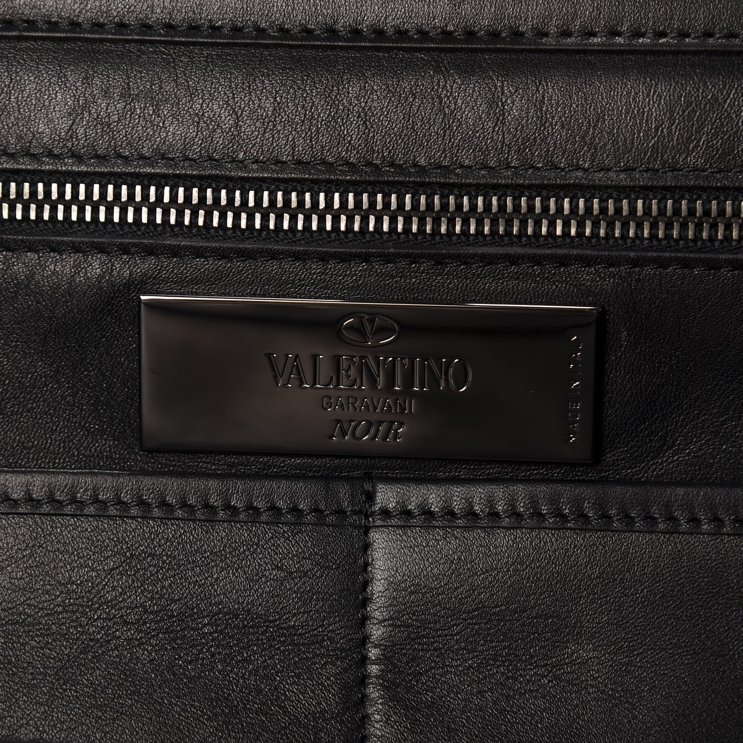 Valentino Garavani Vitello Medium Rockstud Tote Black 8 of 9