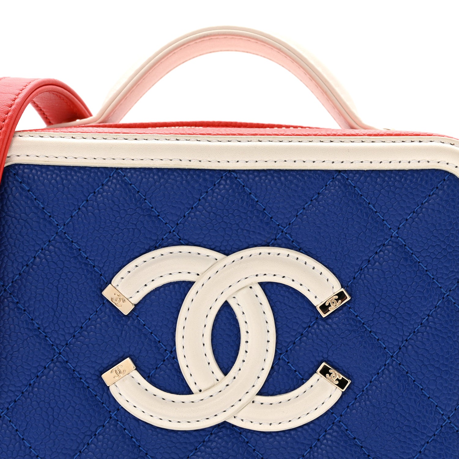 【美品】シャネル【CHANEL】ヴァニティーケース スモール キャビアスキン トリコロール ココマーク 2WAYショルダー バニティ クラシック CCフィリグリー マルチカラー A93342 #26 CLASSIC CC FILIGREE COSMETIC CASE SMALL VANITY SHOULDER【Aランク】【中古】 CHANEL - 【美品】シャネル【CHANEL】ヴァニティーケース スモール