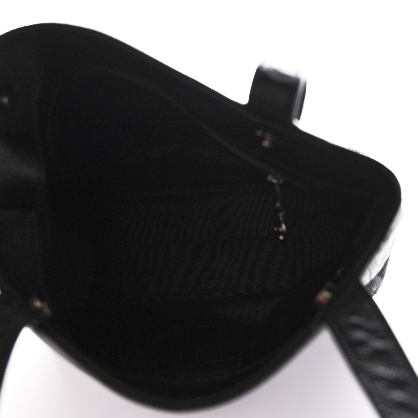 Caviar CC Tote Black