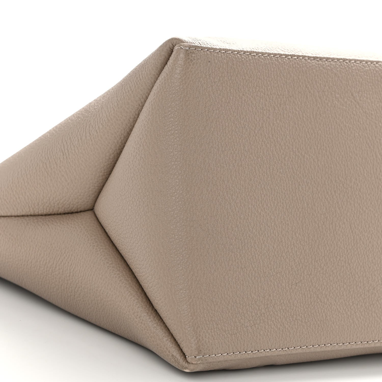 Louis Vuitton Empreinte Monogram Giant Grand Palais Tourterelle 8 of 9