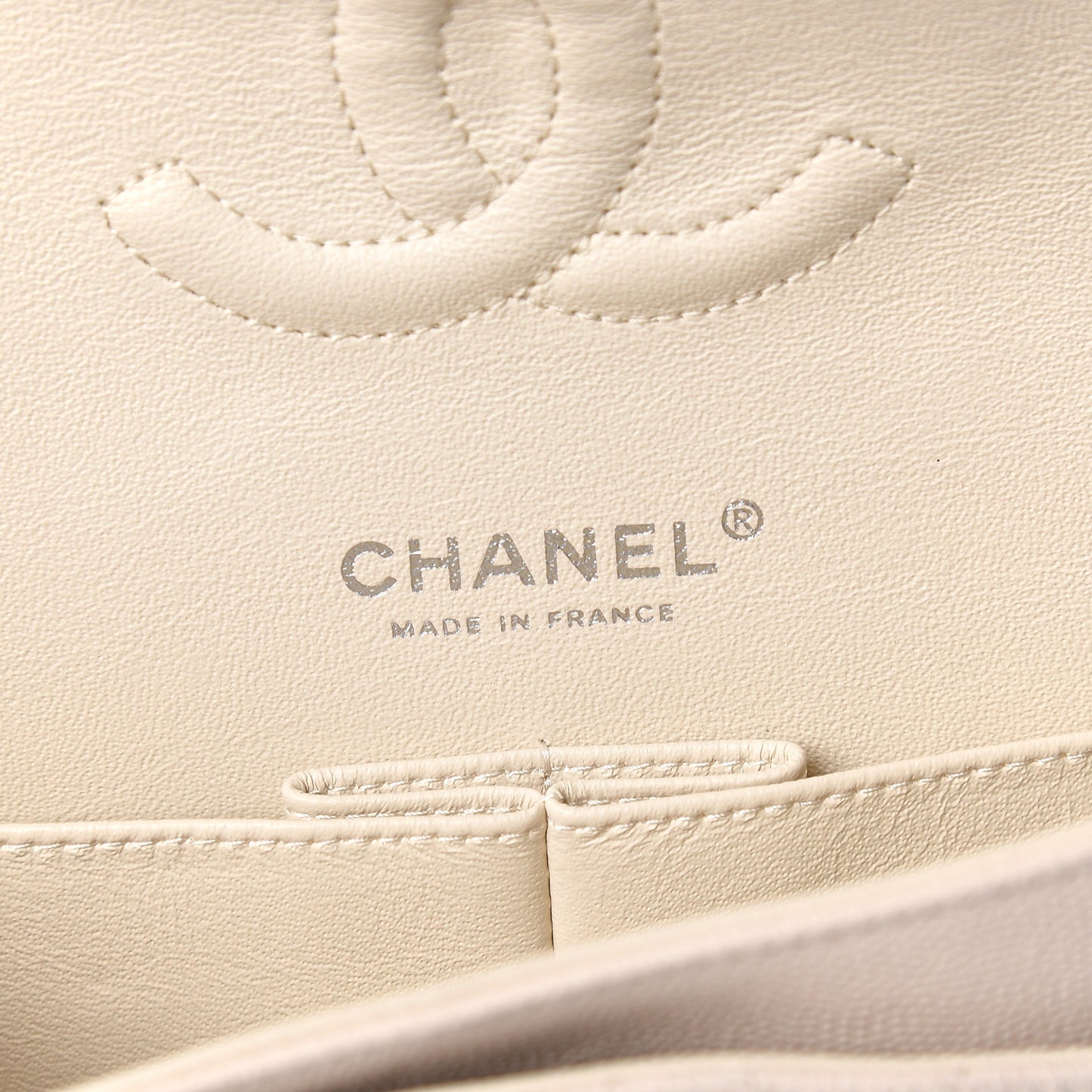 Caviar Quilted Medium Double Flap Ivory