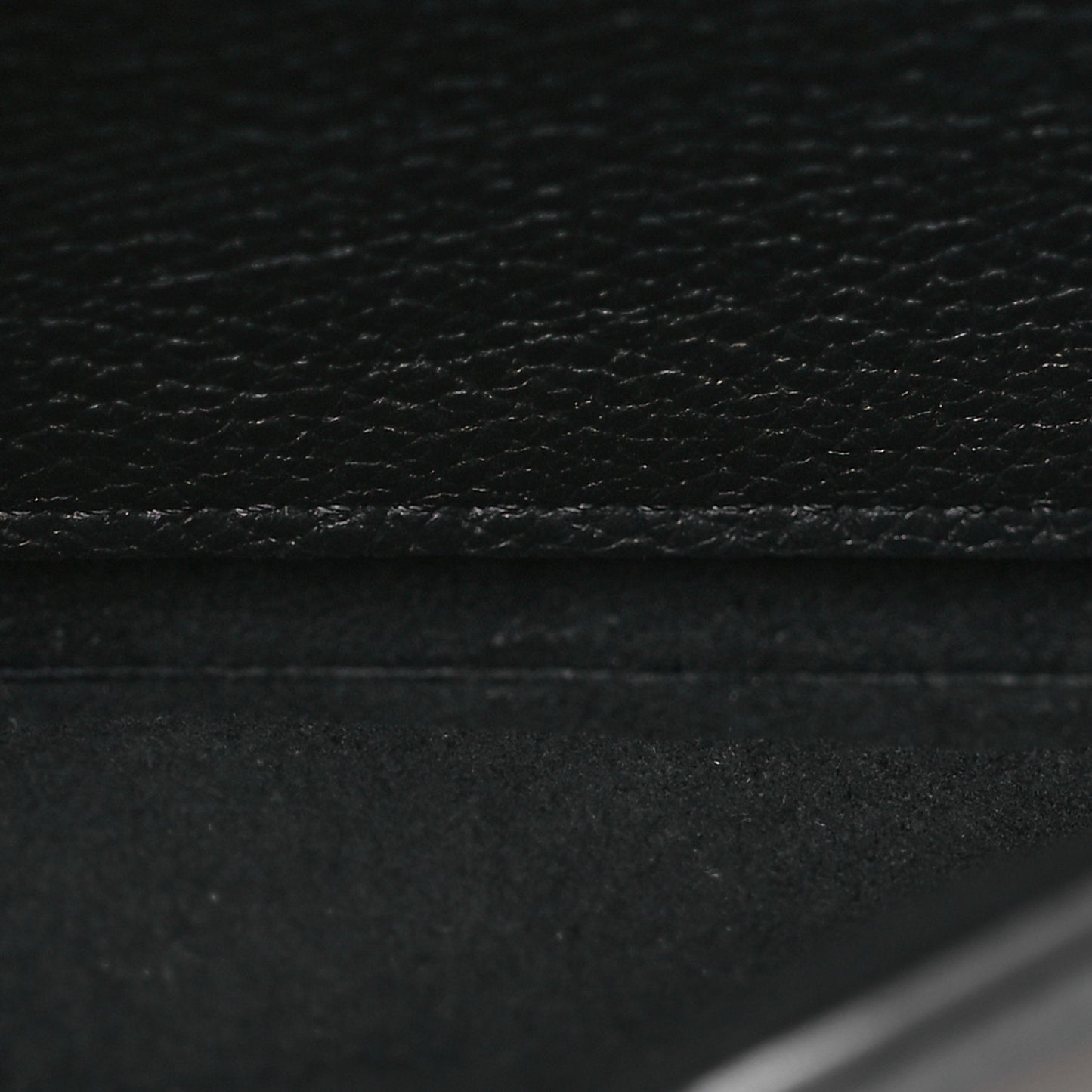 Calfskin My Lockme Chain Pochette Black
