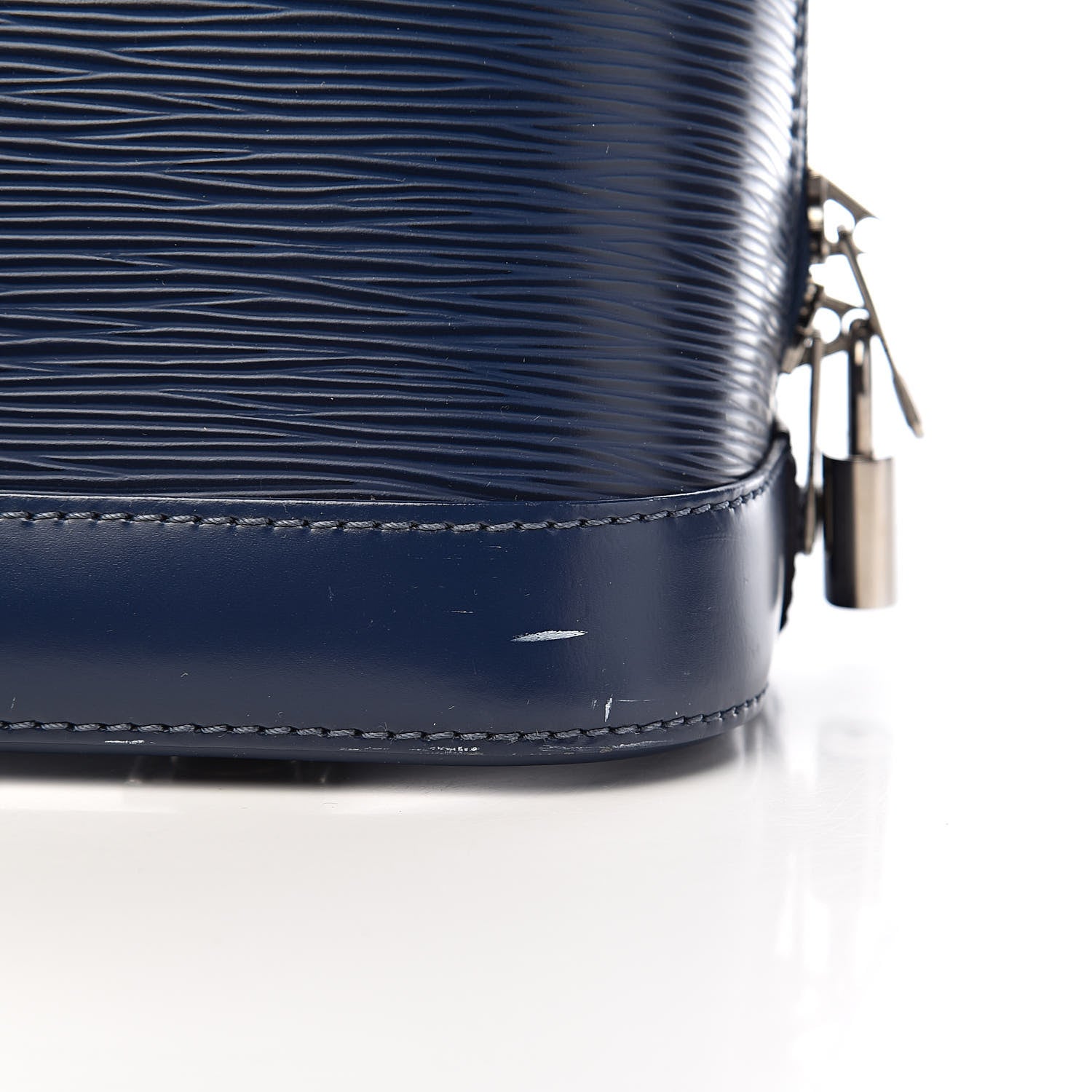 Louis Vuitton Epi Alma PM Indigo 8 of 11