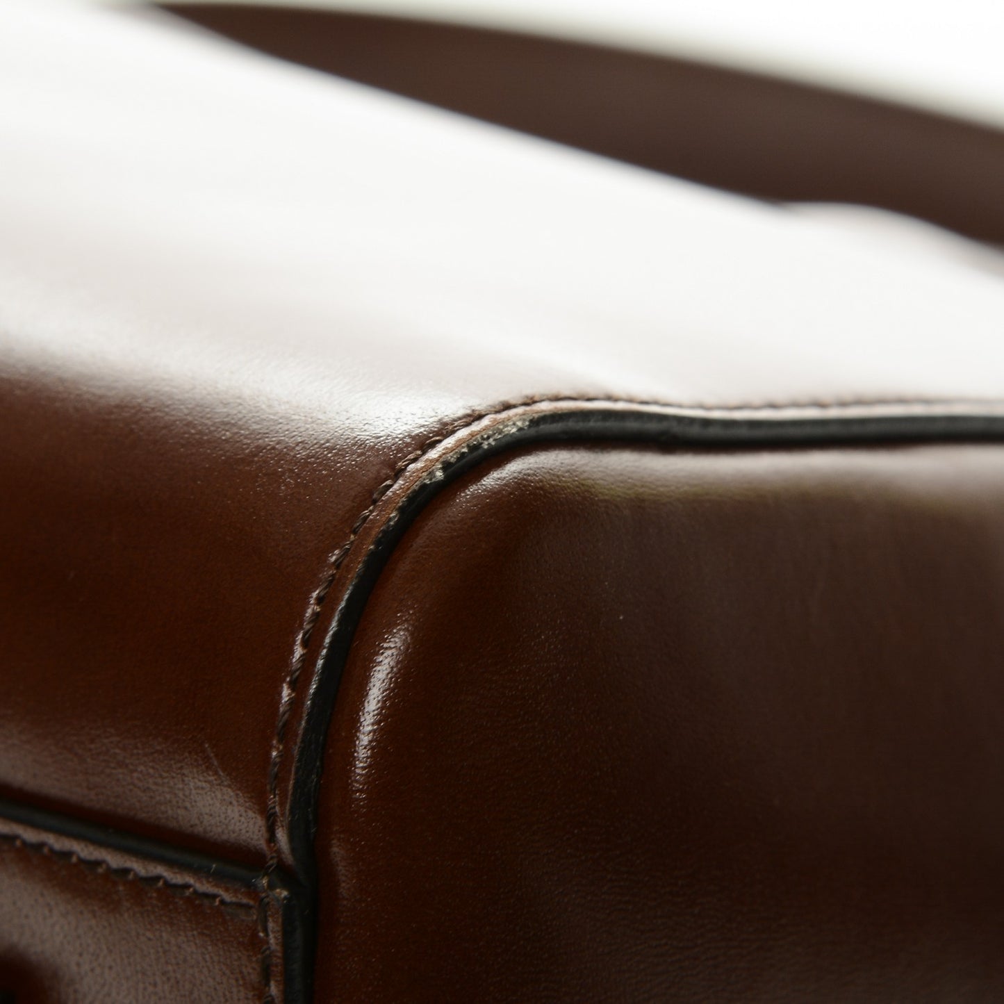 Shiny Lord Calfskin Medium Antigona Brown