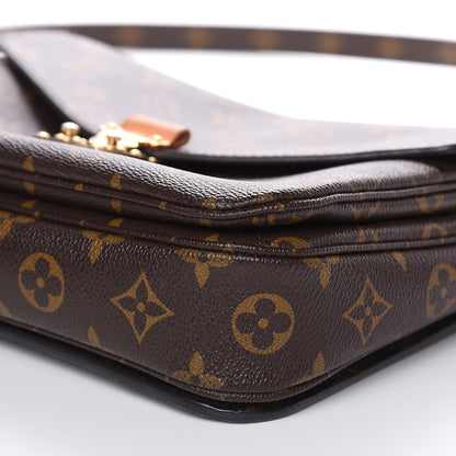 Louis Vuitton Monogram Pochette Metis 8 of 18