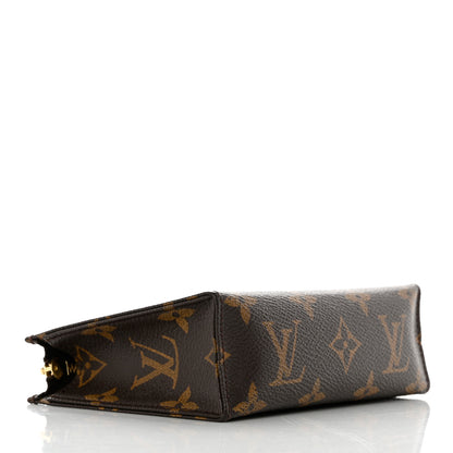 Louis Vuitton Monogram Toiletry Pouch 15 4 of 11