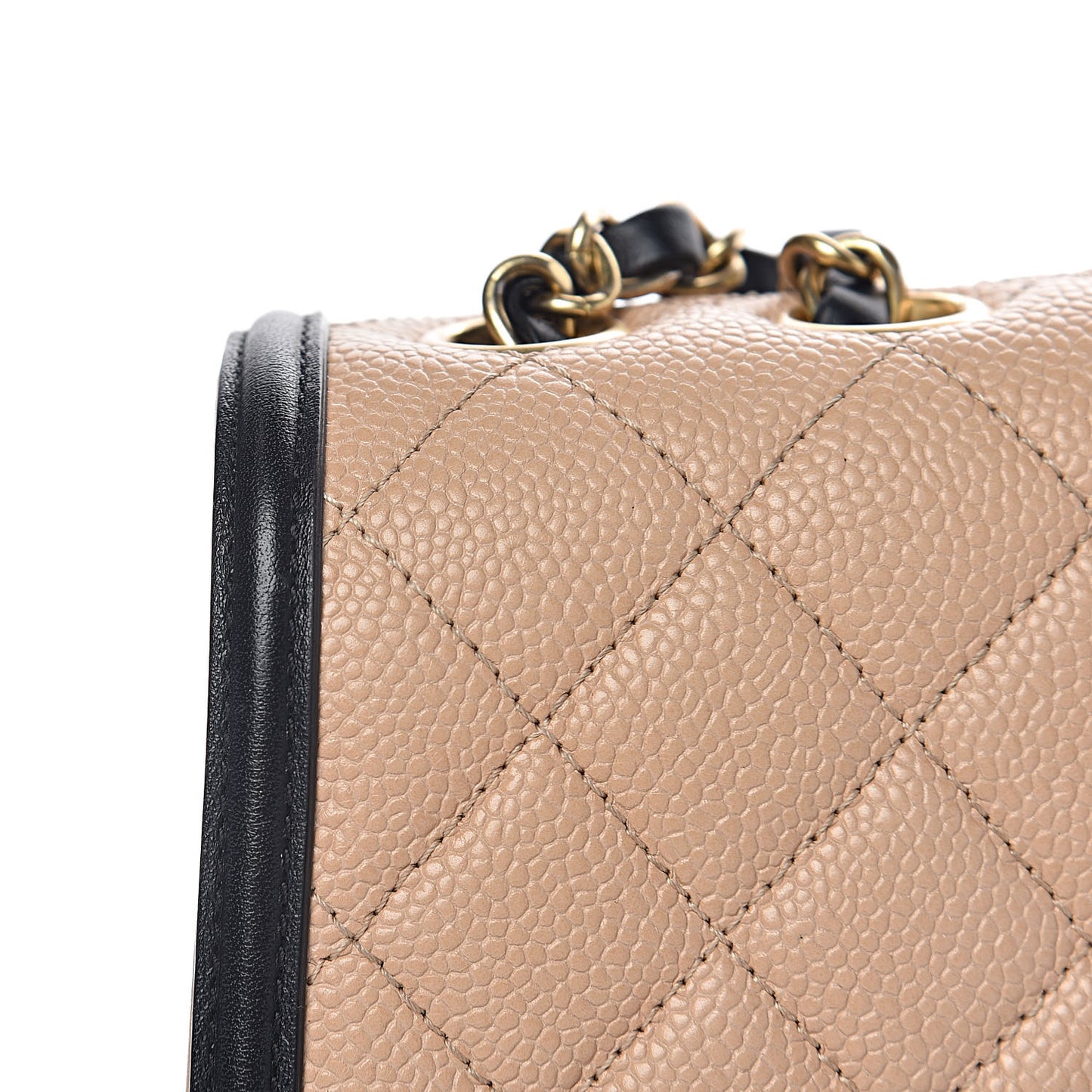 Caviar Quilted Medium CC Filigree Flap Beige Black