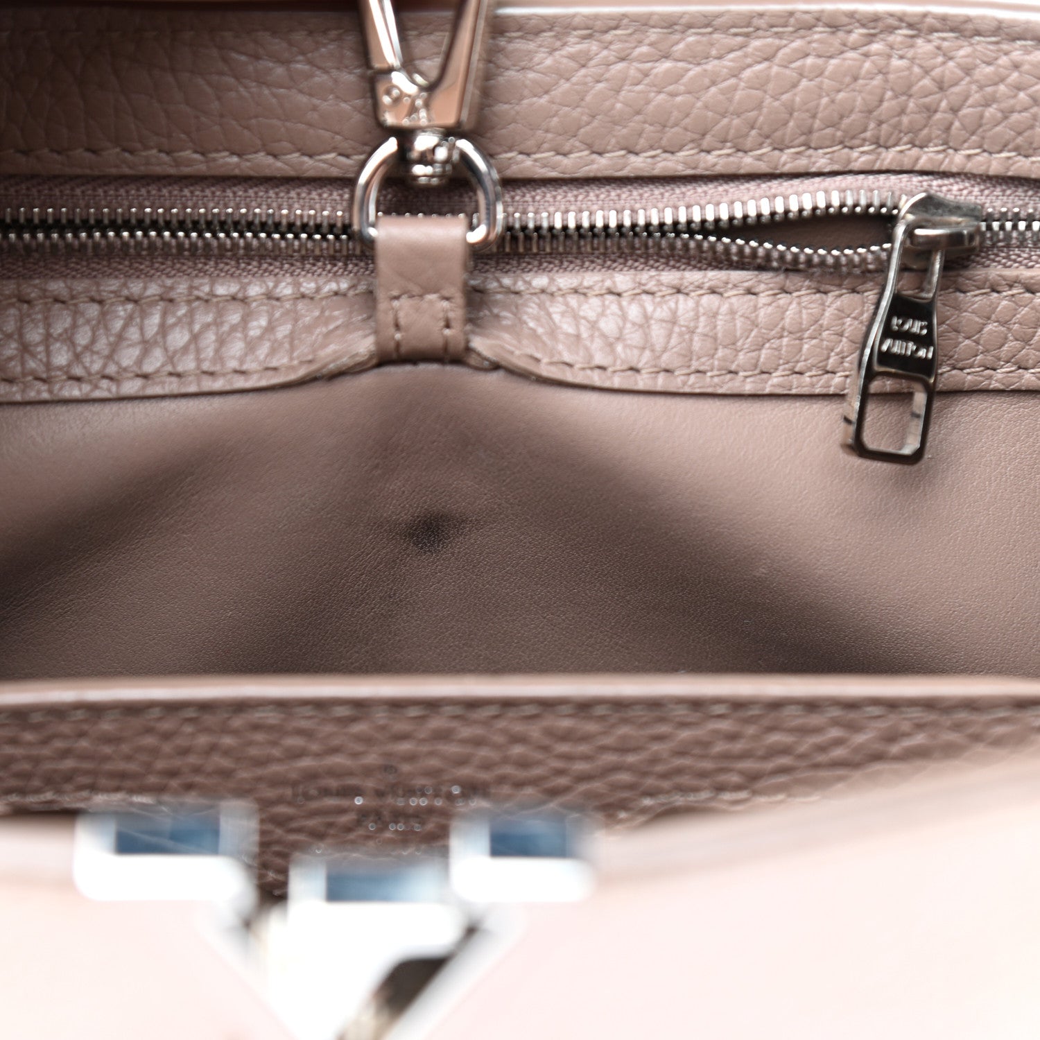 Louis Vuitton Taurillon Capucines BB Petale 11 of 11